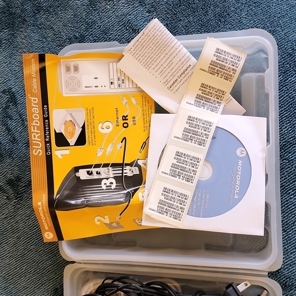 Motorola SURFboard Cabke Modem - Picture 3 of 3